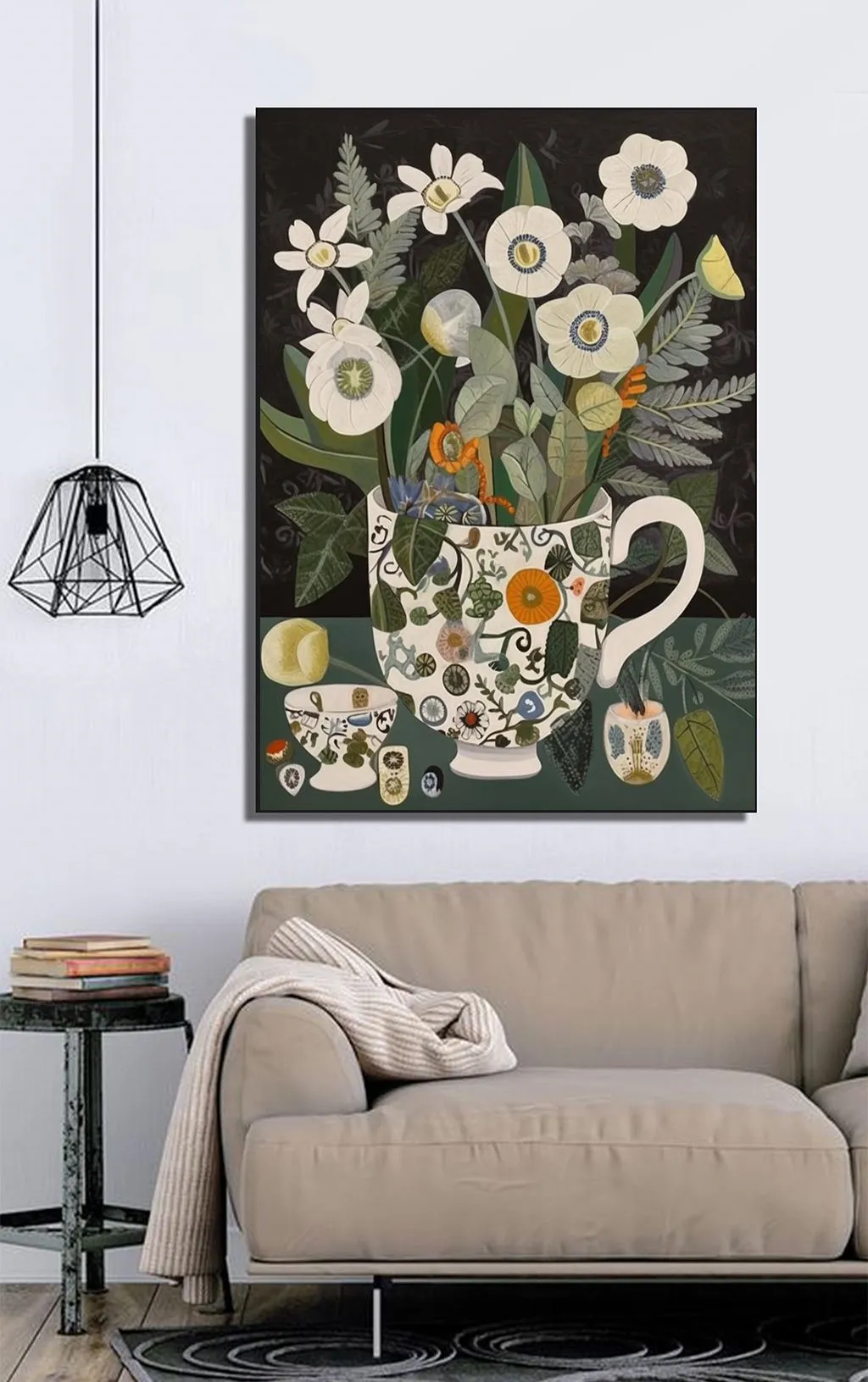 Porselen Fincanda Saklı Bahçe