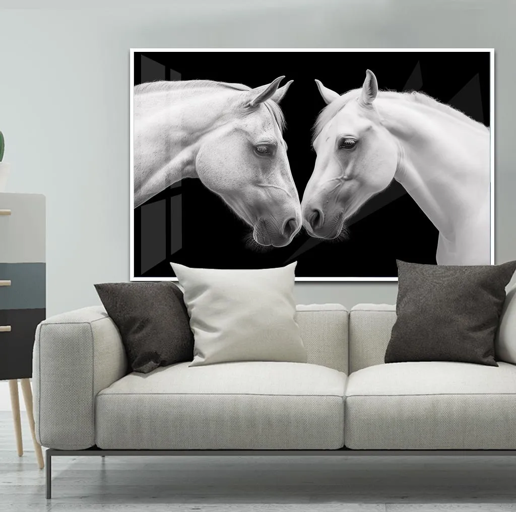 Siyahın Kalbinde Beyaz Fısıltı