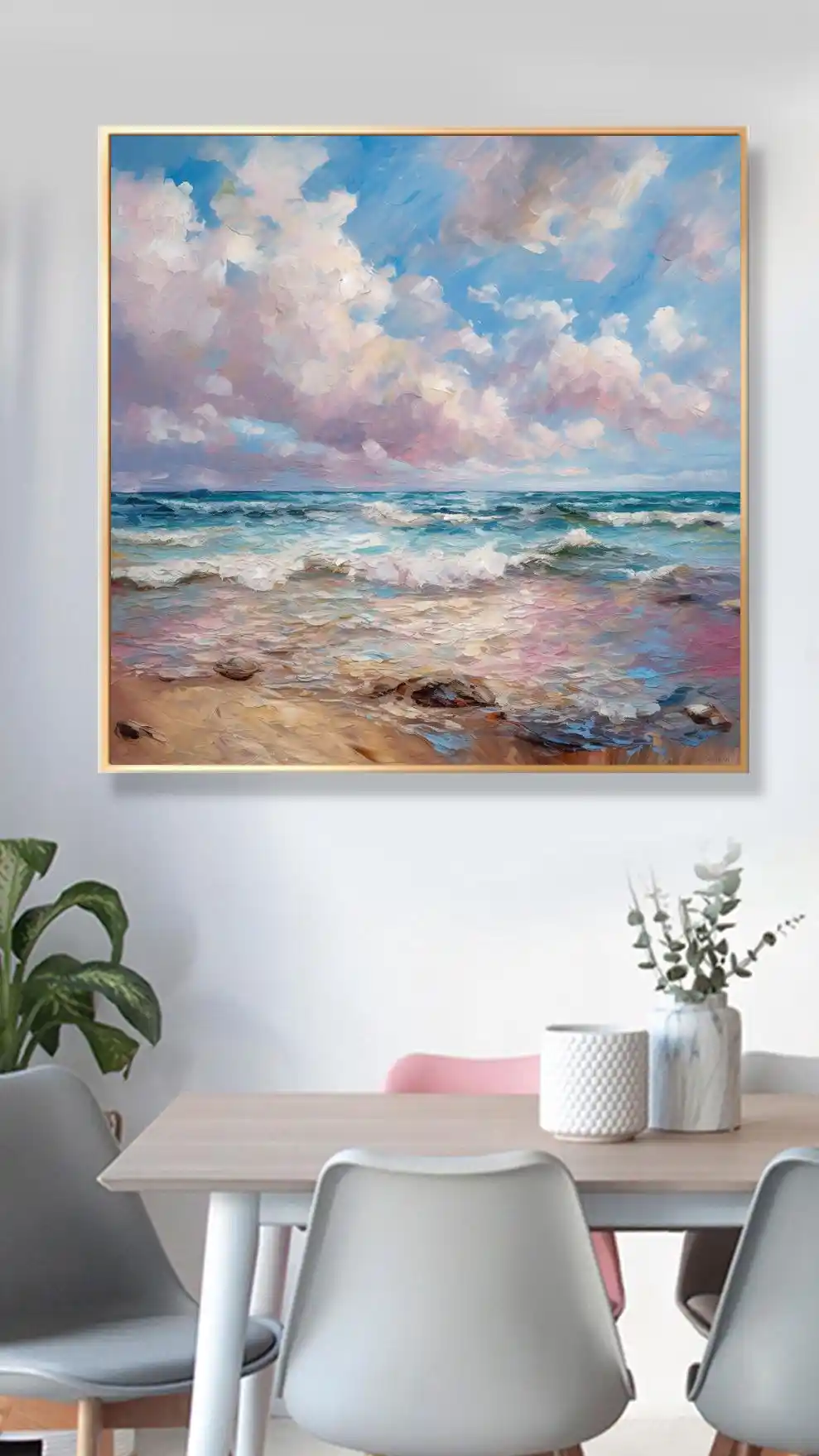 Pembe Bulutlar Altında Sahile Vuran Nazlı Dalgalar